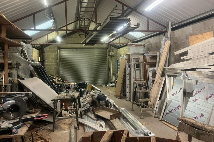 Established Freehold Glaziers - County Durham Photo 6