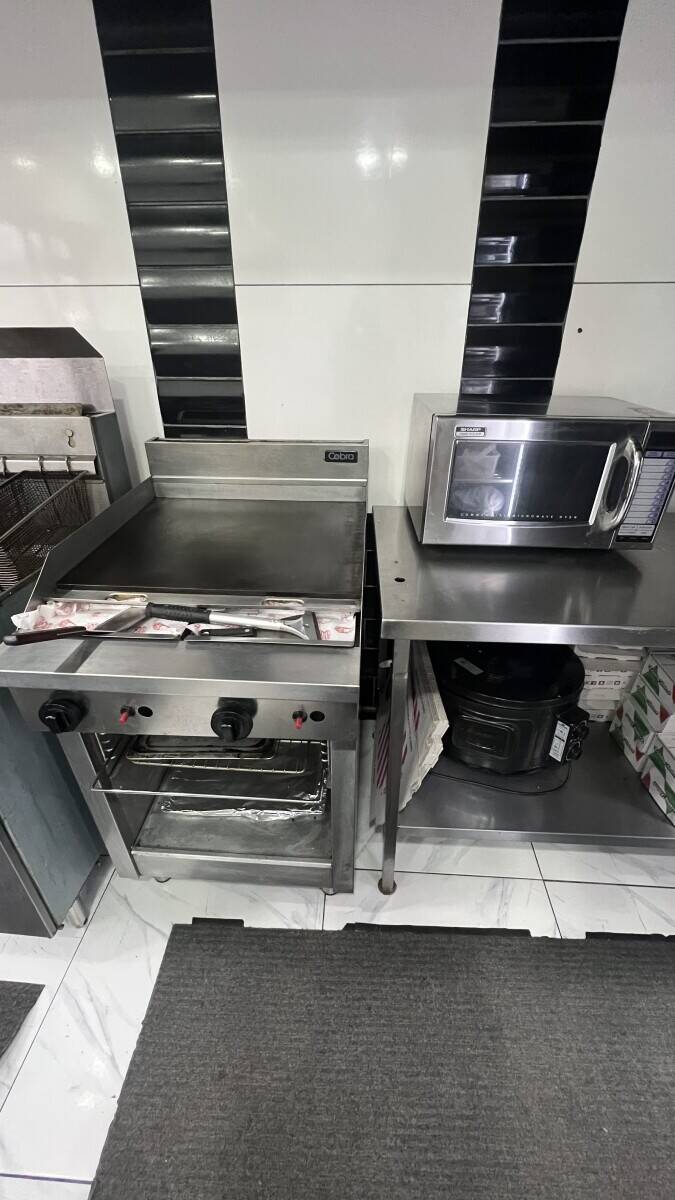 Fast food take-way for sale in Shelf