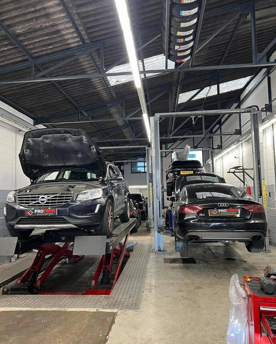 MOT Garage
