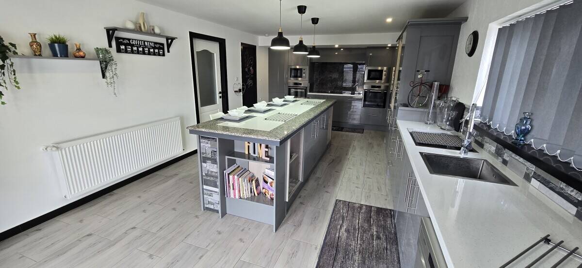 Luxury Retreat Property In Romania For Sale - Huge Holiday and Rental Potential Photo 7