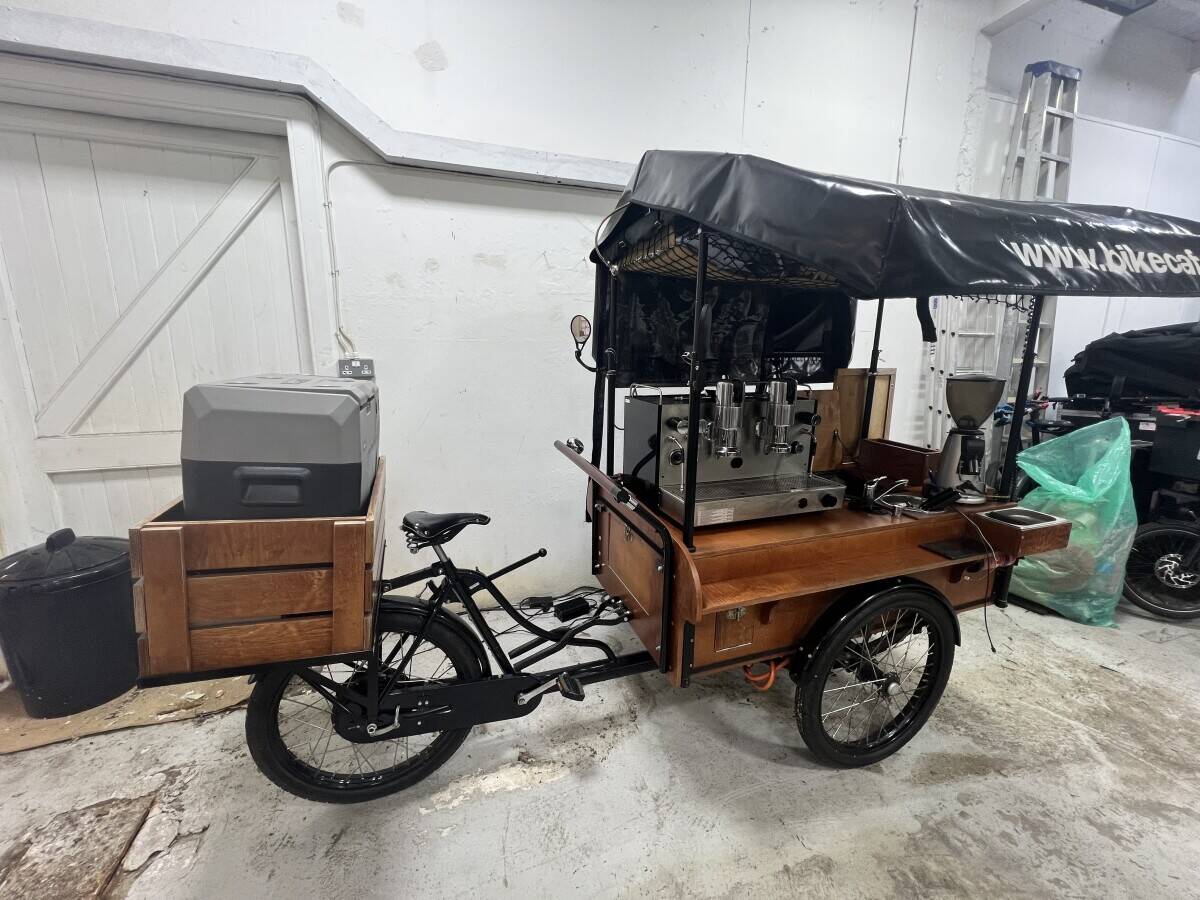 Unique Bike Cafe, previously operated in West End of Edinburgh/at selected events (ref 1743) Photo 6