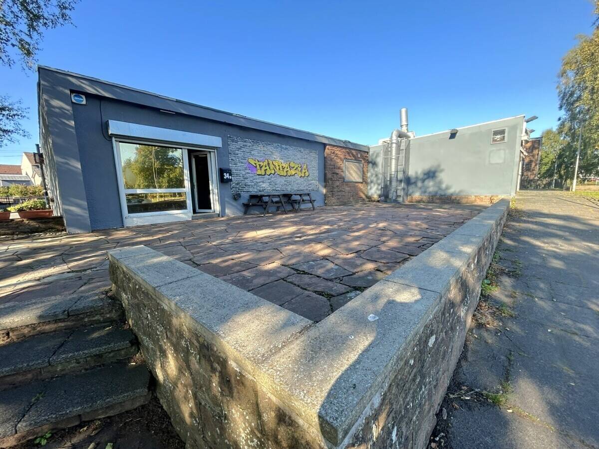 Newly refurbished & highly profitable freehold fish & chip shop business with roadside frontage Photo 6