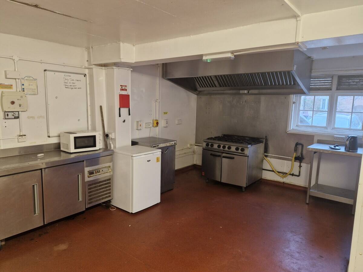 Freehold Pub for sale