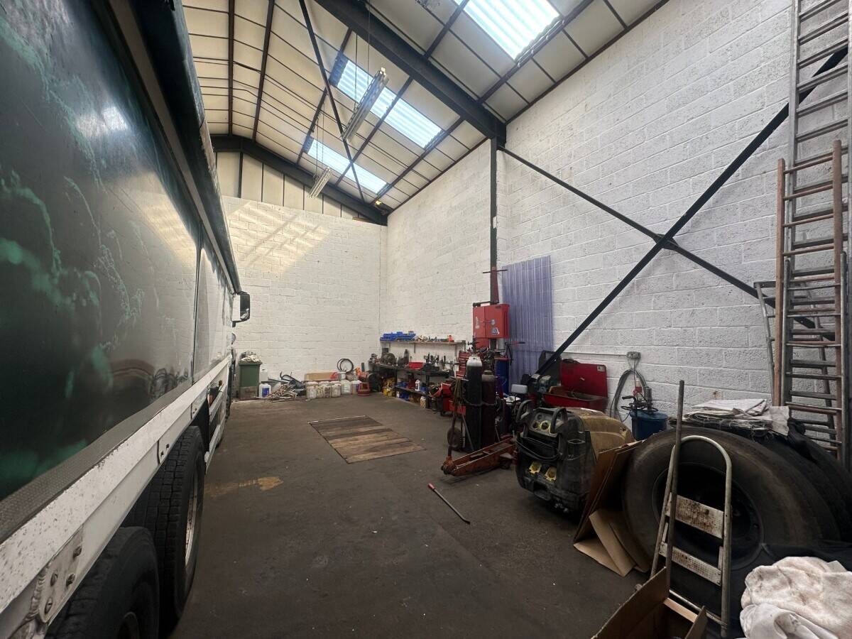 Rare Leasehold Opportunity B2 Light Industrial Unit