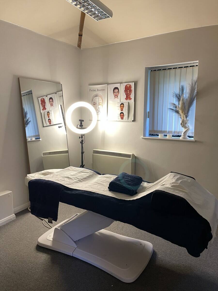 Beauty Clinic with over £100k turnover Photo 5