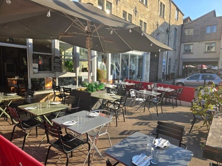 Tapas, Sunshine & Great Vibes – Bistro for Sale in Bradford-on-Avon! Photo 6