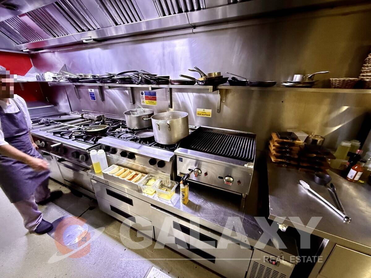 Mediterranean Restaurant, Cocktail Bar & Boutique Hotel Business for Sale in Buckinghamshire