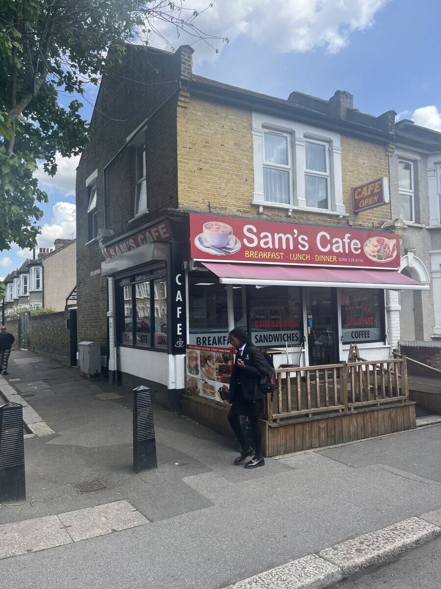 Coffee shop for sale in Leyton
