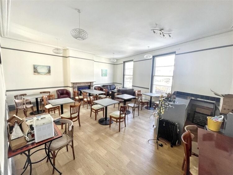 A Unique Opportunity to Acquire a Landmark Property in the Heart of a Thriving Market Town For Sale in Newton Abbot Photo 6