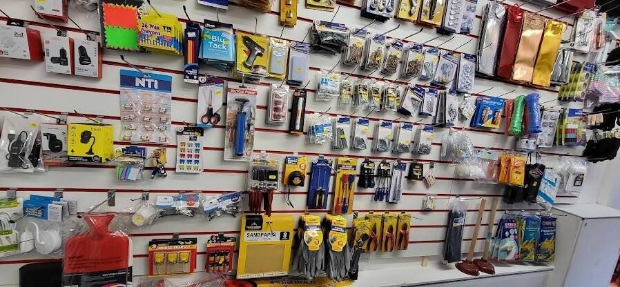 Convenience store in Residential area, Edinburgh Photo 6