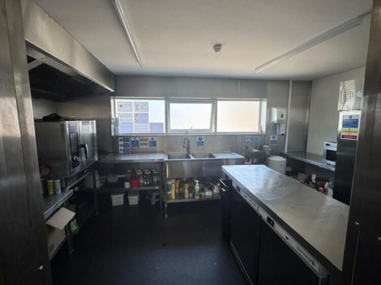 Leasehold Healthy Fast Food Takeaway & Meal Prep Franchise Located In Bromsgrove Photo 6