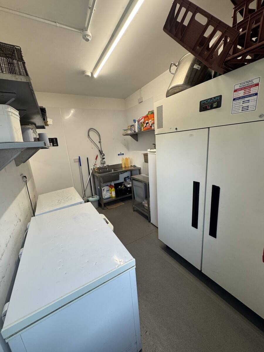 Smashed burger shop for sale highpeak