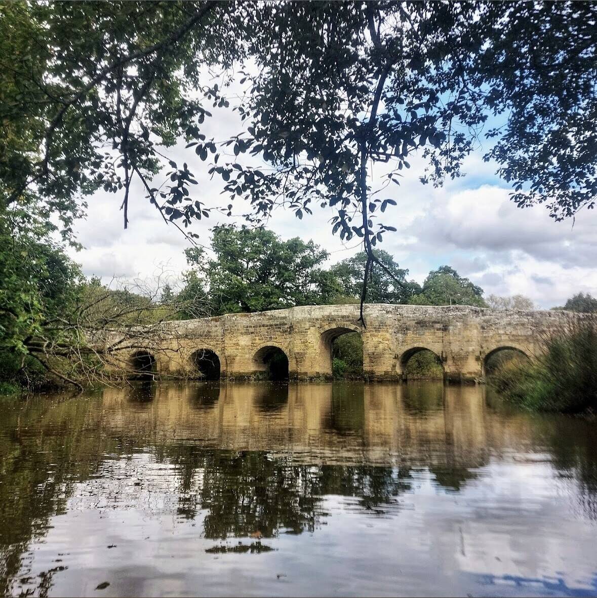 Charming Country Pub by Stopham Bridge – Where the River Meets Relaxation Photo 6