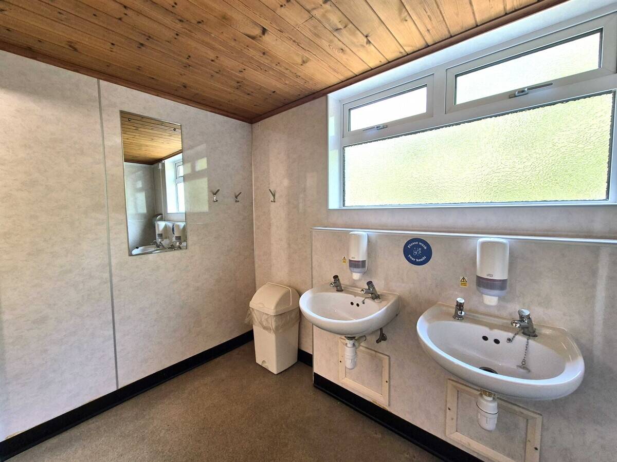 YHA CONISTON COPPER MINES (CONISTON)- SIX BEDROOM HOSTEL IN STUNNING LAKE DISTRICT NATIONAL PARK