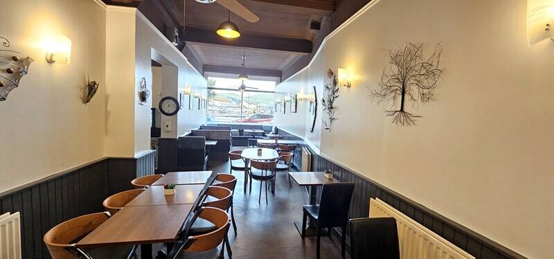 Outstanding & highly profitable harbourfront cafe in Campbeltown on the stunning Mull of Kintryre