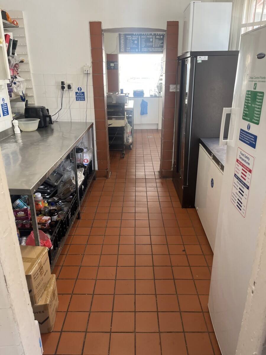 Sandwich bar Photo 6