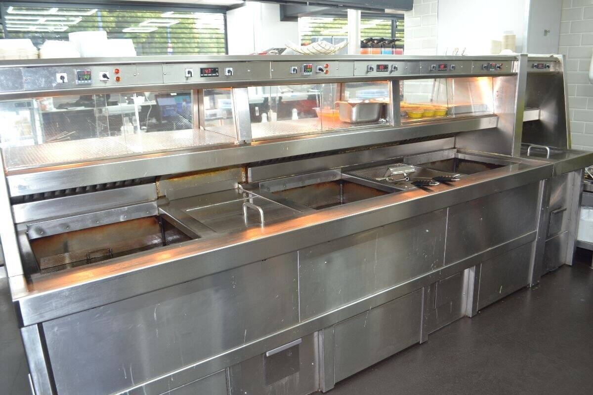 Thriving £15K Weekly Turnover Fish & Chip Shop with High-Profit Dessert Menu – Prime Opportunity! Photo 6