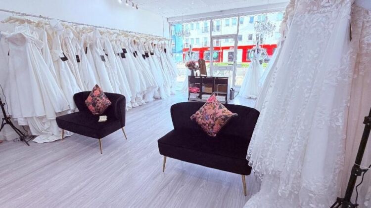 Established Bridal Boutique - Surrey Photo 6