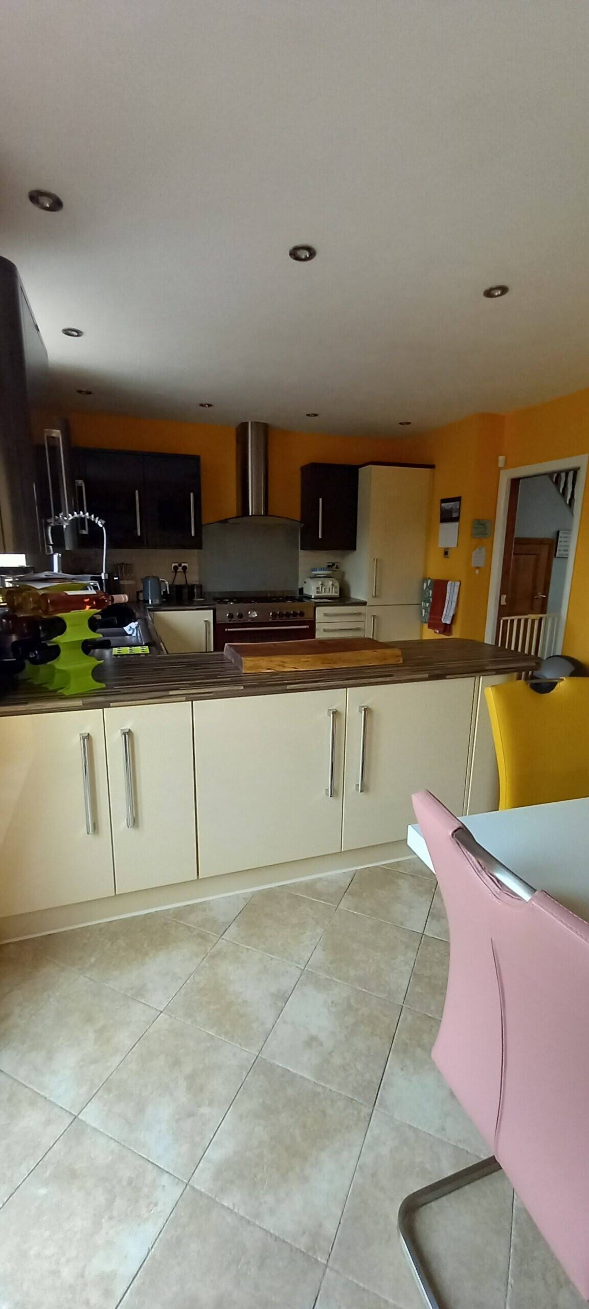 Fish and Chip Shop with 3 Bedroom House in Thornhill Photo 4