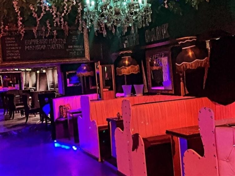Licenced Trade, Pubs & Clubs For Sale in Keighley