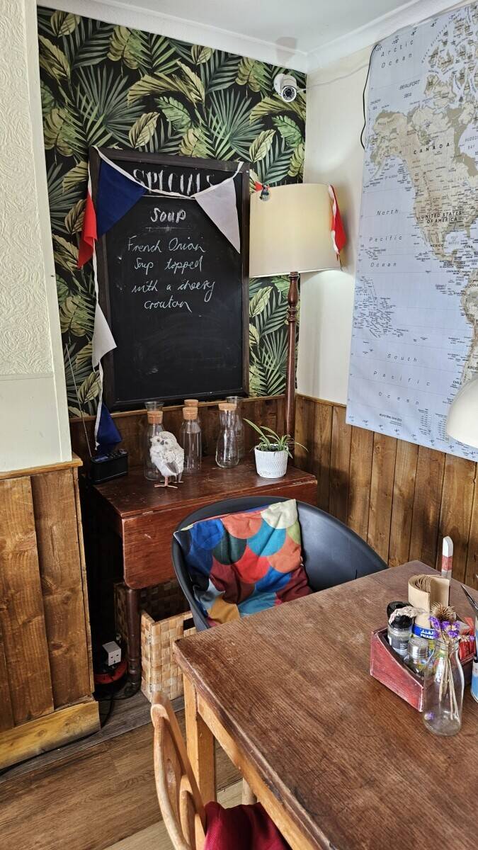 Busy cafe/coffee shop for sale on Boroughbridge