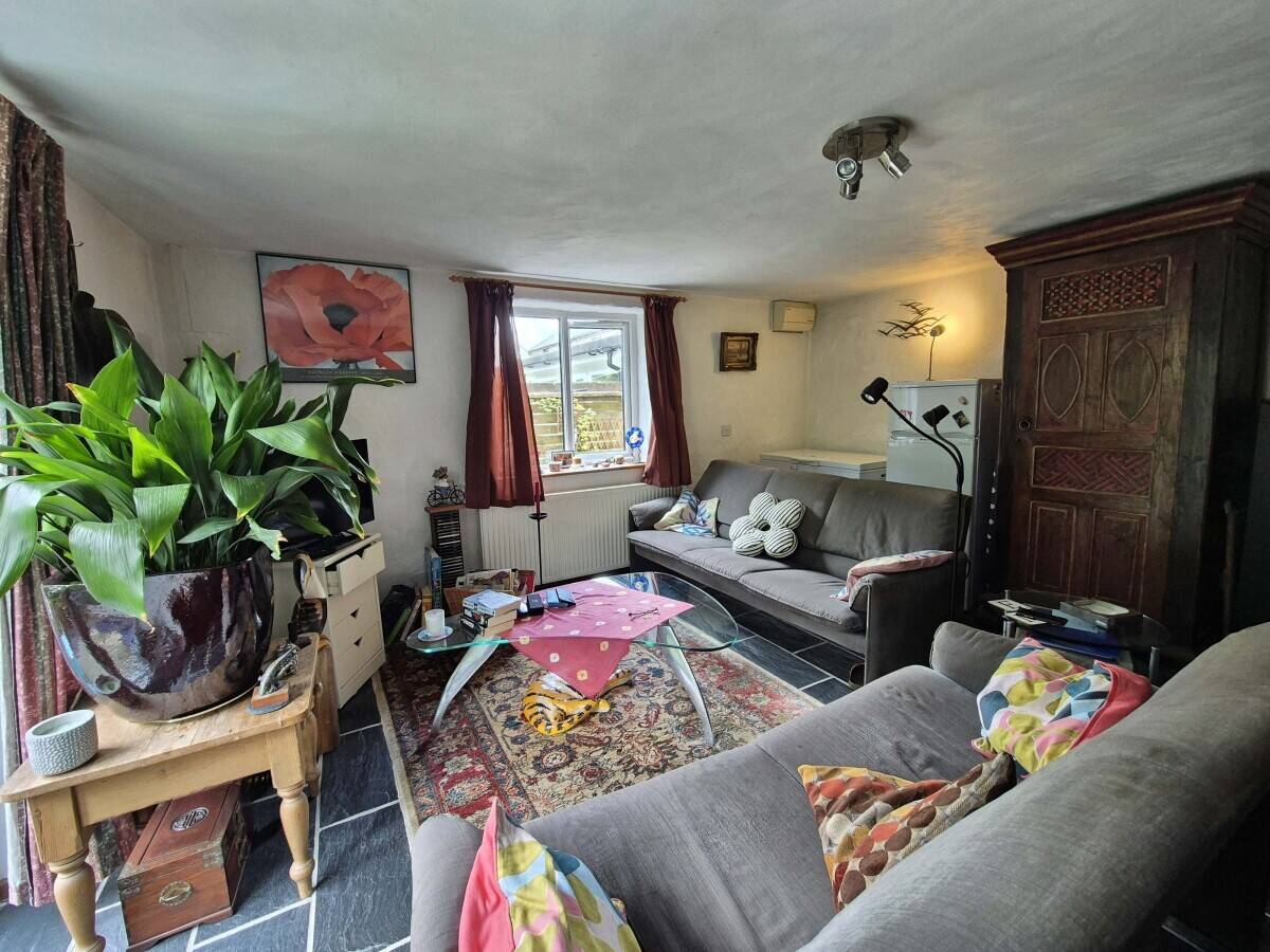 ERYRI (SNOWDONIA NATIONAL PARK) - TRADITIONAL BED & BREAKFAST AND TEAROOMS Photo 6