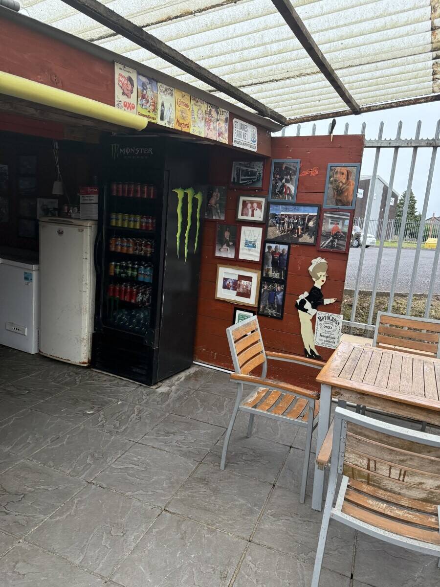Fresh food Hot & Cold Takeaway for sale