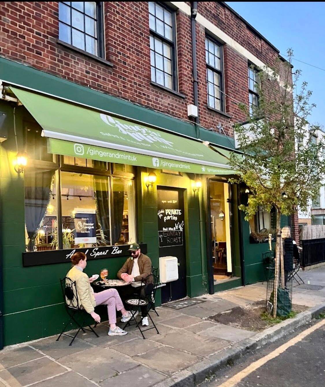 Pub and restaurant  Photo 6