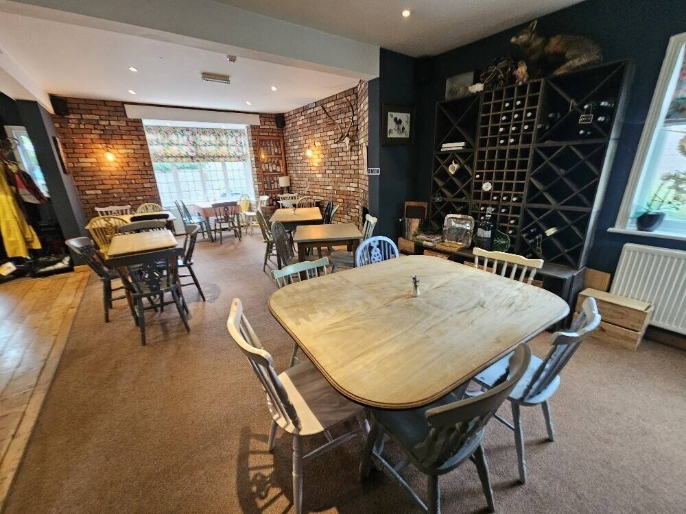 Well Presented Detached Pub & Restaurant In A Popular Wiltshire Village - Currently Closed Photo 6