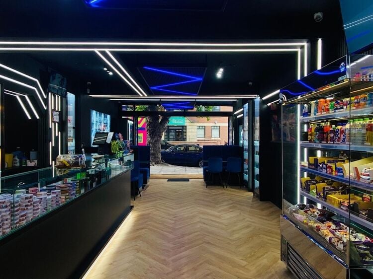 Leasehold Vape Store & Dessert Cafe Located in Nottingham Photo 6
