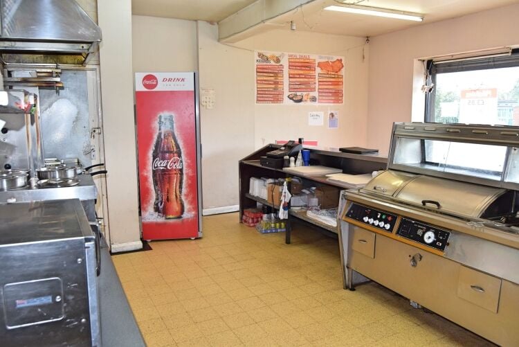 Profitable Fish & Chip Shop - Wolverhampton Photo 6