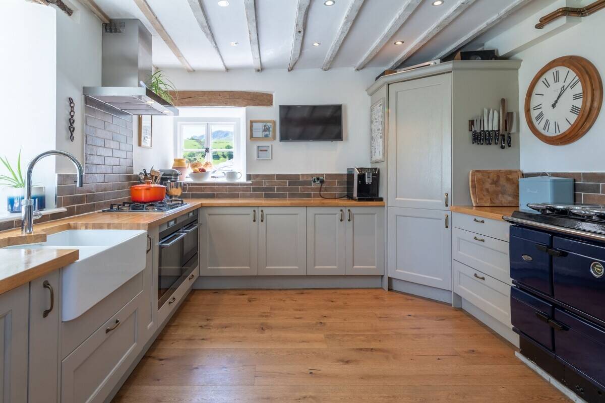 Holiday Let & Bed and Breakfast 