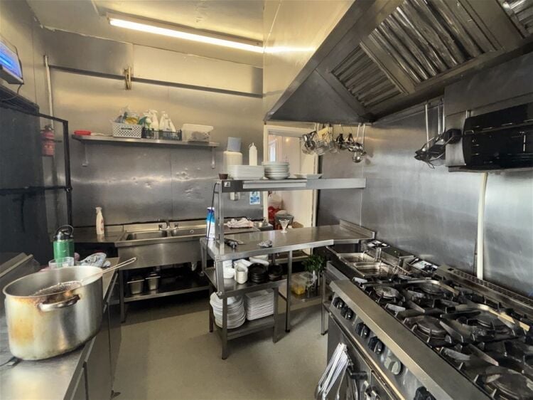 Licenced Trade, Pubs & Clubs For Sale in Halifax