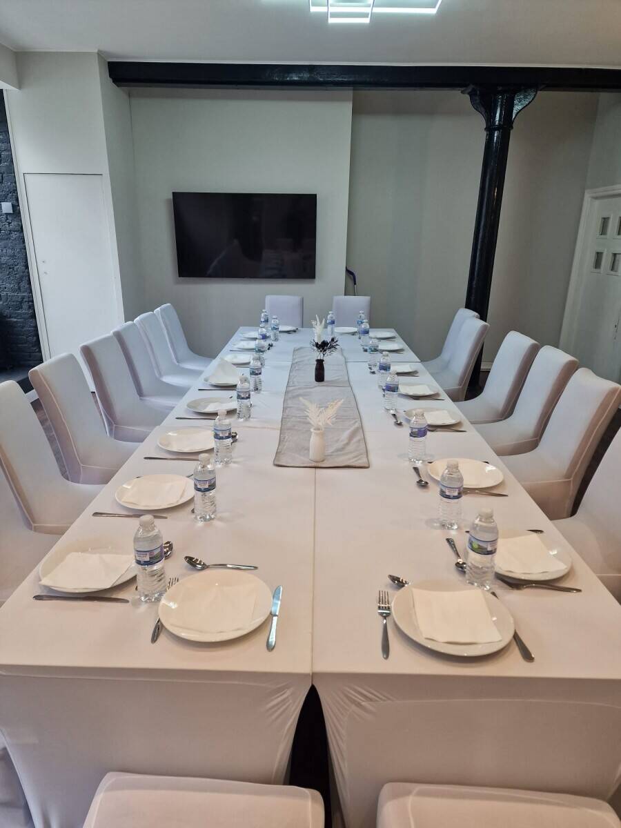 Very Profitable Running Business: Central London Ghost Kitchen Hub for Sale  &ndash; HUGE POTENTIAL