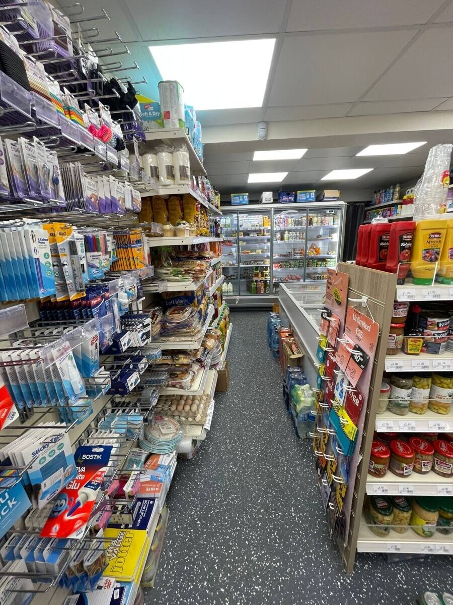 Convenience Stores  for Sale in Great Yarmouth  & 3BhK House Photo 6
