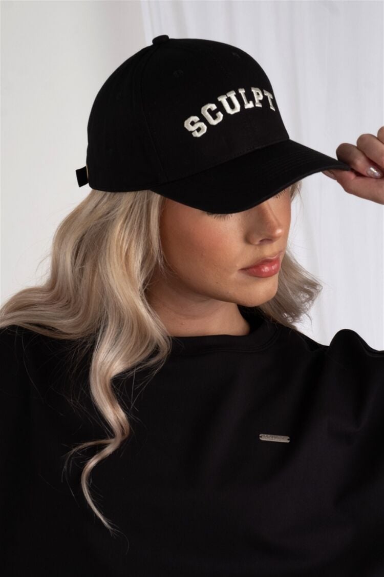 WOMEN’S ACTIVEWEAR BRAND