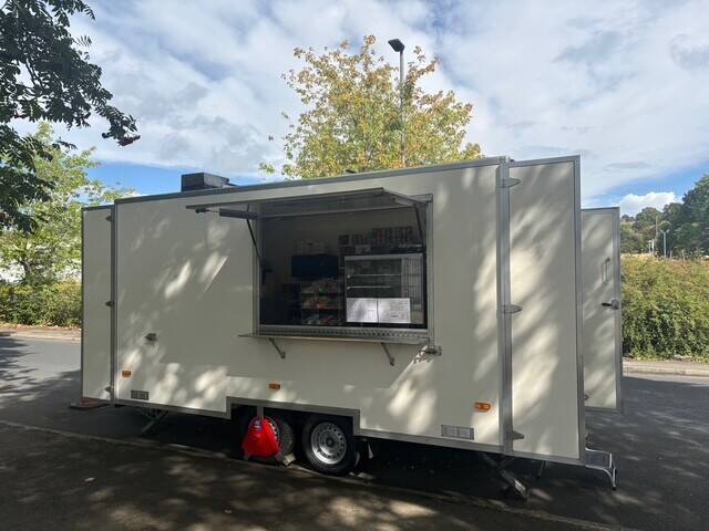 Well known, roadside café business in the bustling town of Skipton