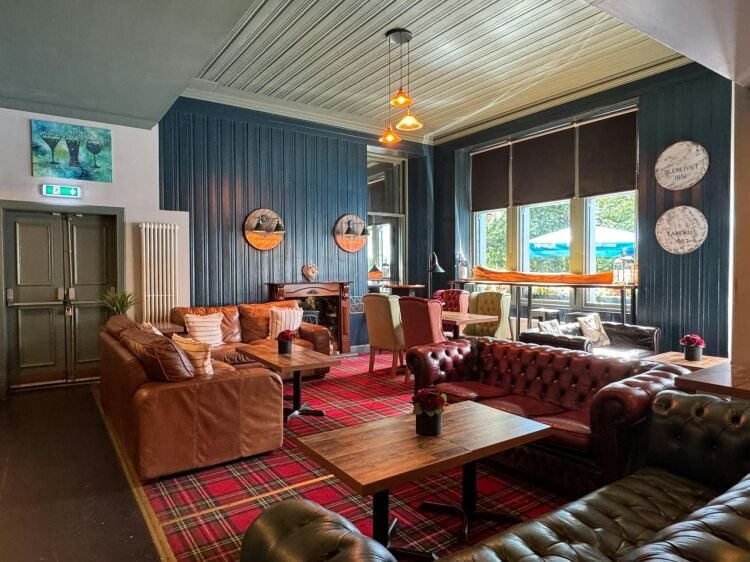 Bar, Bistro Opportunity in Uphall, Broxburn Photo 6