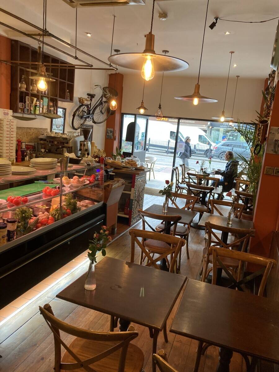 REDUCED PRICE !!Italian restaurant, cafe , bistro for sale Hampstead Photo 6