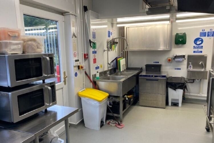 Cafe / Tea Room - Pontypridd Photo 6