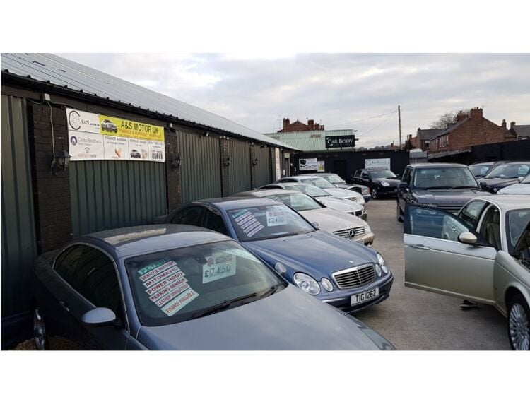 Turn the Key to Success – Car Dealership Since 2009! Photo 3