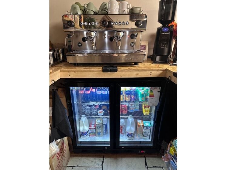 Turn-Key Coffee Shop with Huge Growth Potential Photo 6