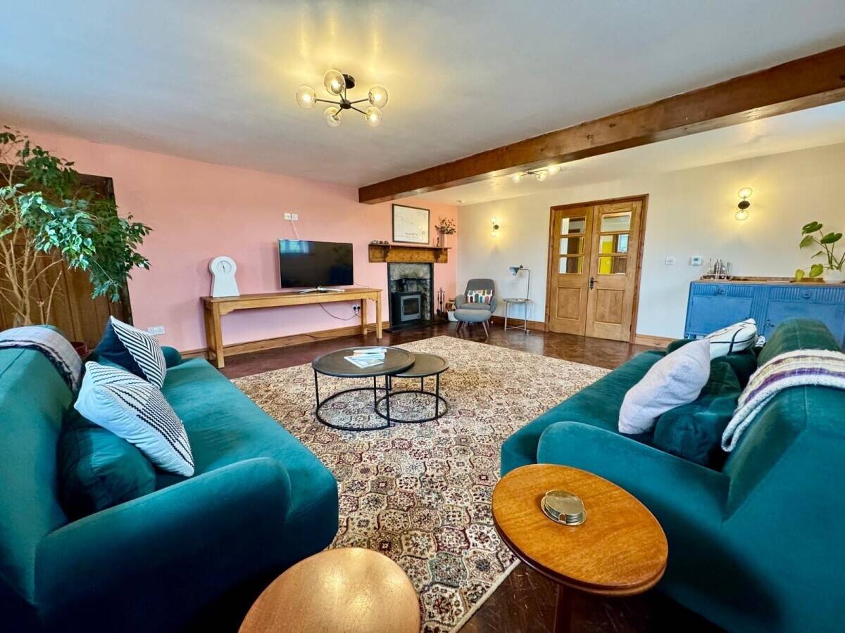 Successful 3 bed Holiday let & 3 bed Owners house - Glasfryn, North Wales Ll21