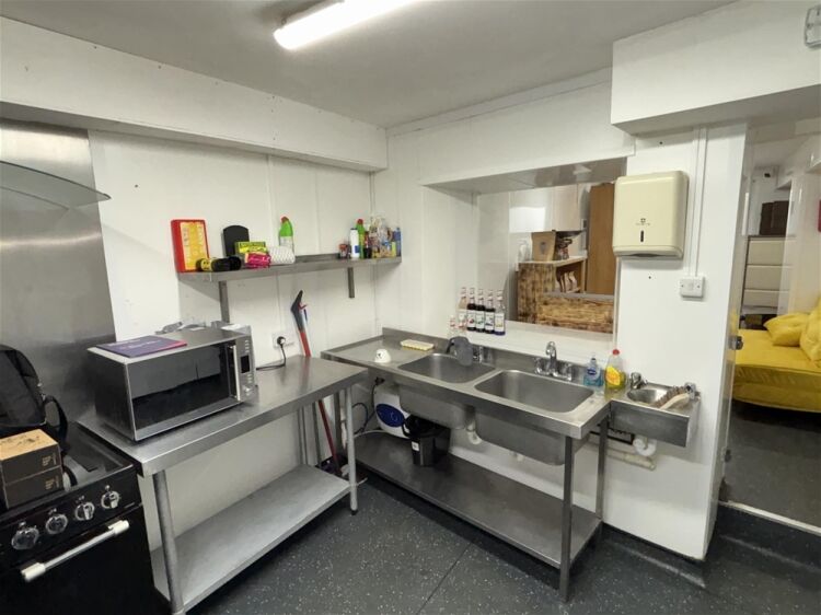 Cafe & Sandwich Bars For Sale in Ingleton Photo 6