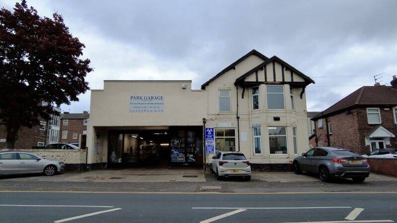 Freehold MOT Garage For Sale Manchester Area Photo 6