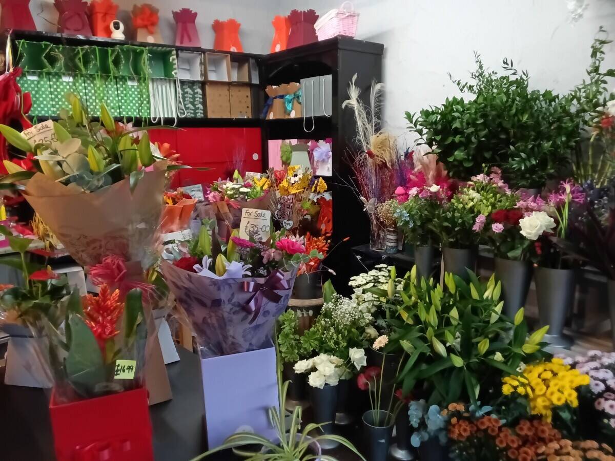 Freehold Well Established Florist Flowers Gifts Business Accommodation Coppull Chorley Lancashire