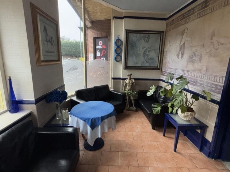 Restaurants For Sale in Burton-on-Trent Photo 6