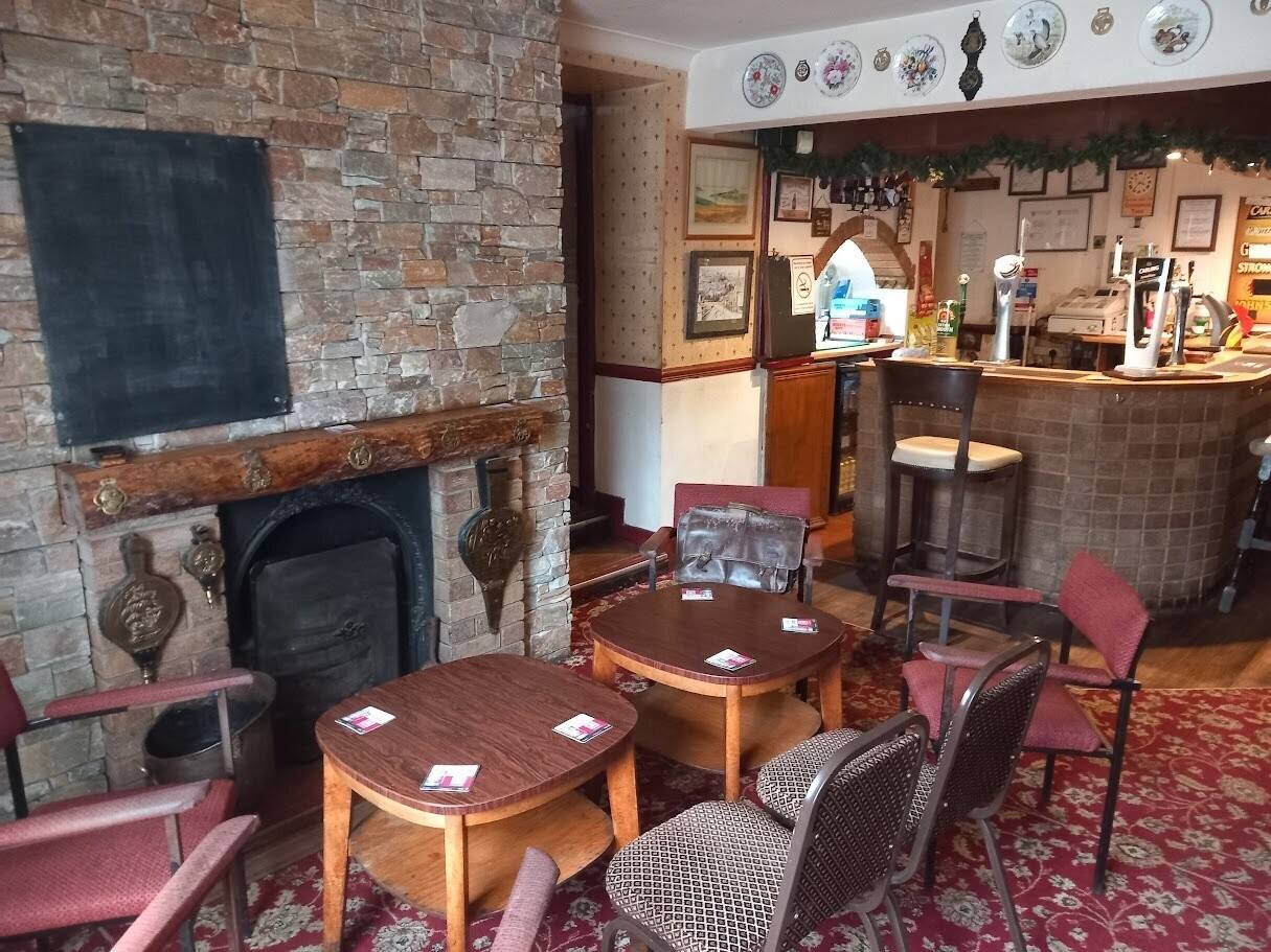 GWENT - WELL-ESTABLISHED PUBLIC HOUSE AT THE HEART OF SOUGHT AFTER RESIDENTIAL LOCATION Photo 6