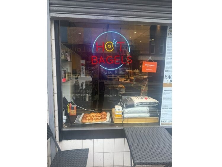 Bagel King – Freshly Refurbished Start-Up with Big Potential!