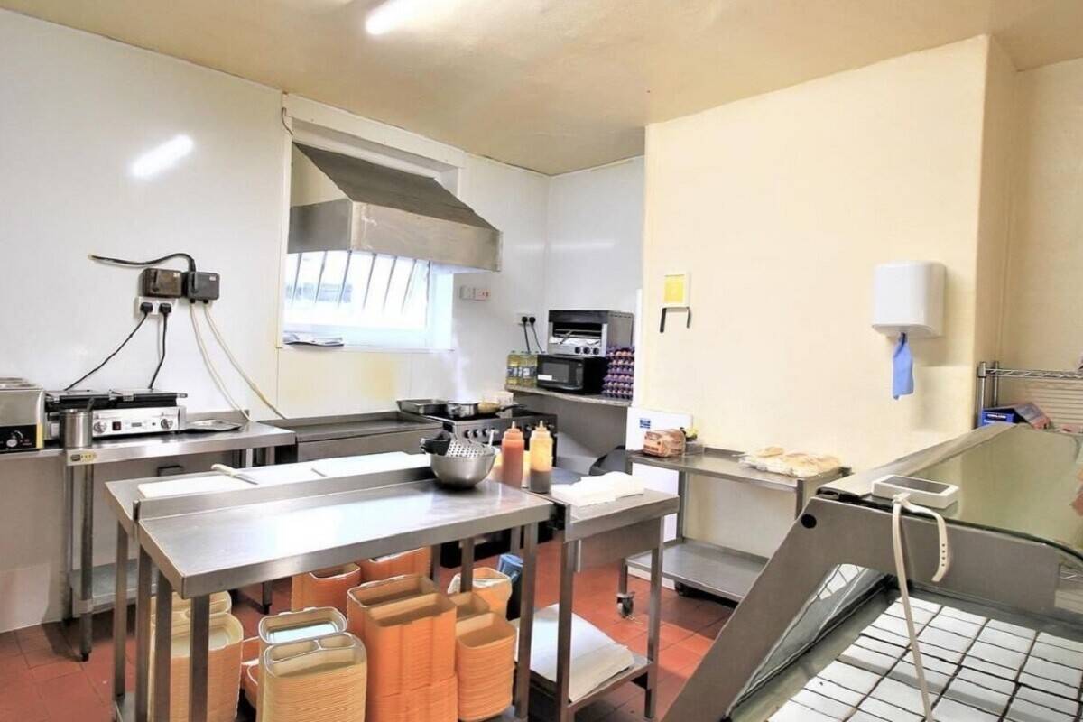 Leasehold Hot and Cold Food Coffee Dessert Café Takeaway Business Hyde Greater Manchester For Sale Photo 6